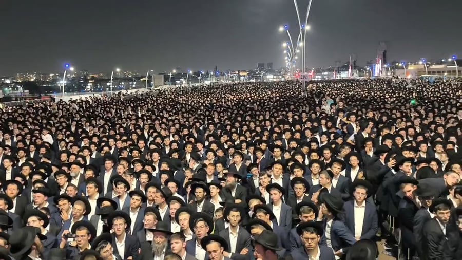 עצרת הרבבות של דגל התורה בבני ברק | צילום: שוקי לרר