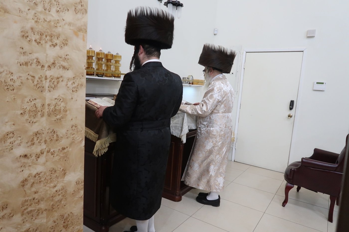 האדמו"ר מסאטמר במנוחה בפאלם ספרינגס 