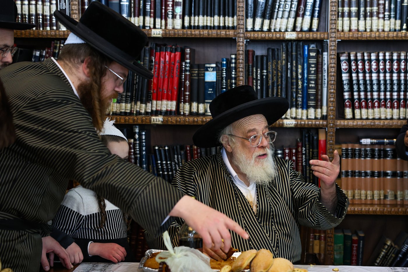 האדמו"ר מתולדות אהרן בטבריה