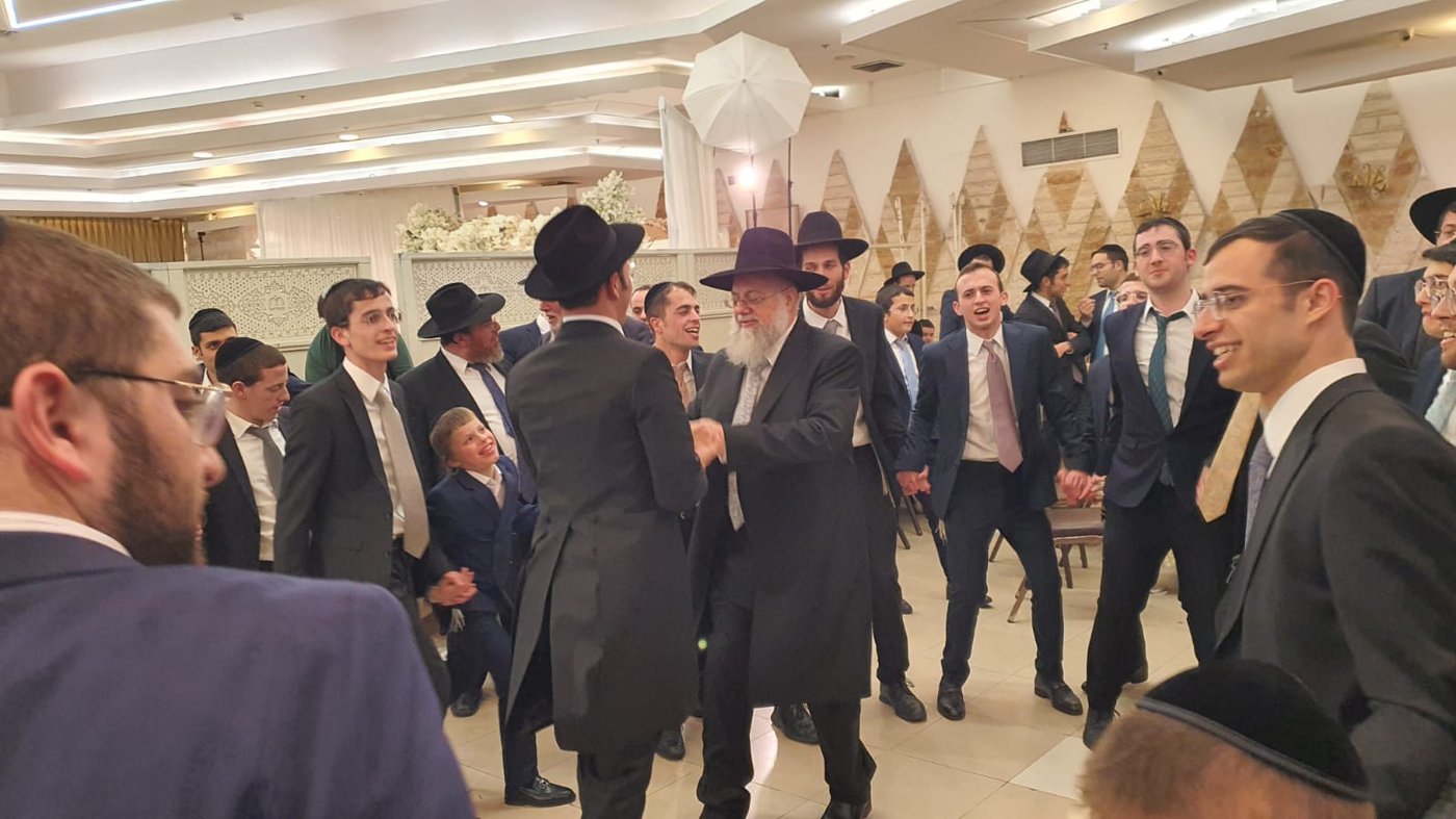 שמחת נישואי נכד הגר"א סאלים עם נכדת הגרש"י זעפראני