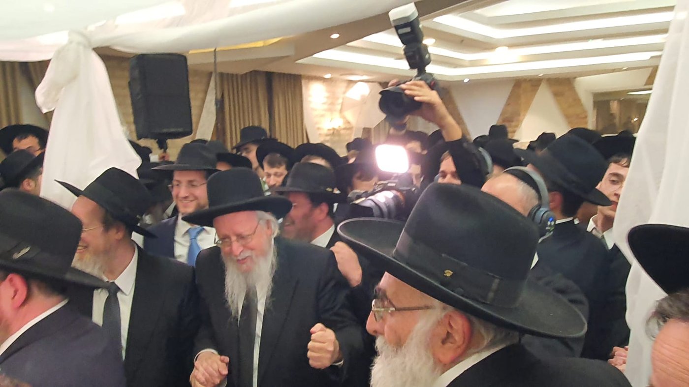 שמחת נישואי נכד הגר"א סאלים עם נכדת הגרש"י זעפראני