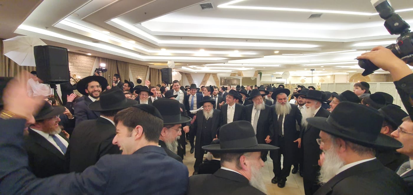 שמחת נישואי נכד הגר"א סאלים עם נכדת הגרש"י זעפראני
