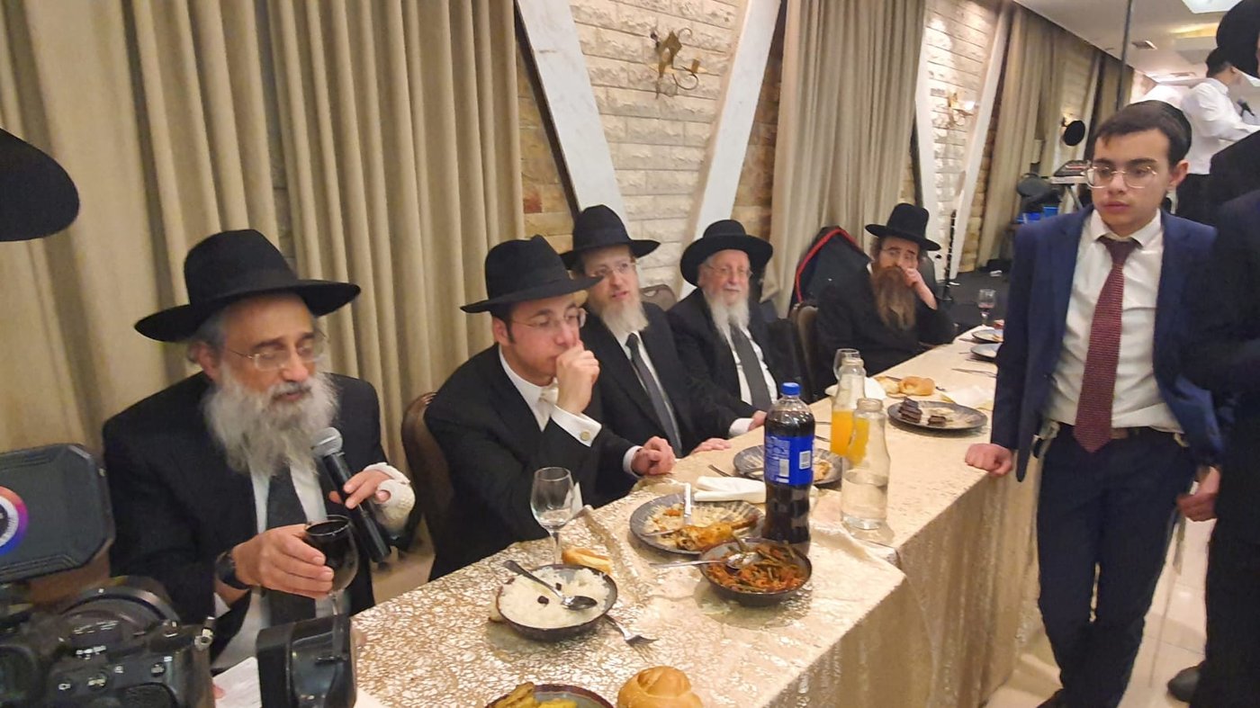 שמחת נישואי נכד הגר"א סאלים עם נכדת הגרש"י זעפראני