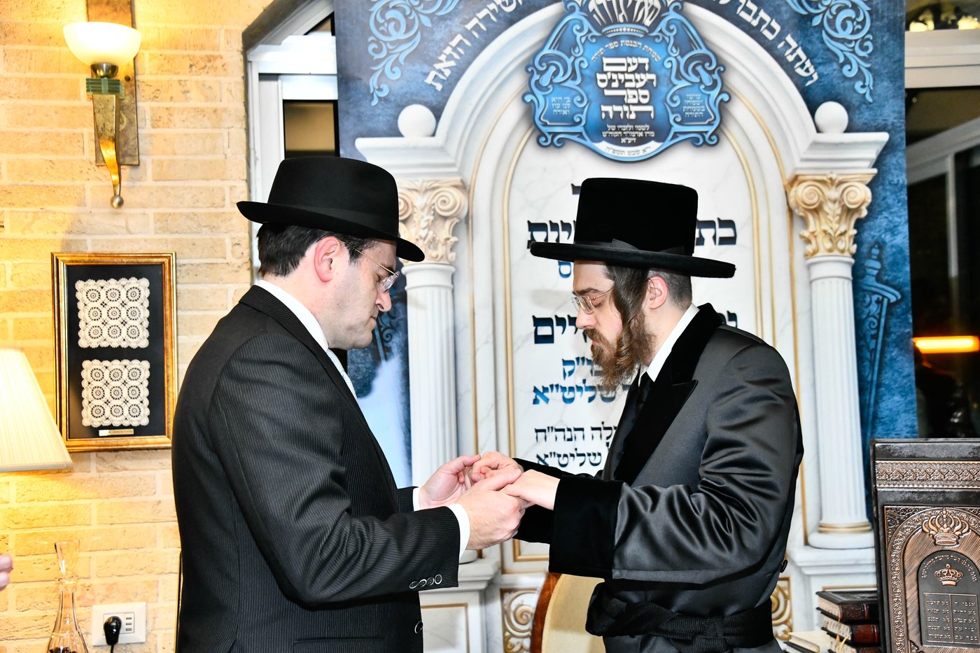 סיום כתיבת ספר תורה בסאדיגורה