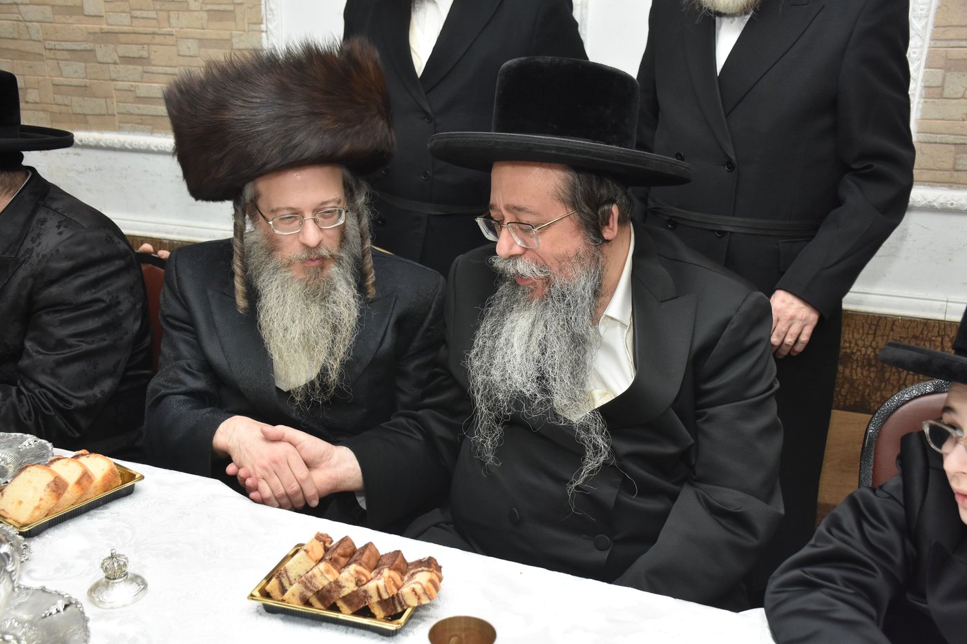 שמחת הבר מצווה לבן האדמו"ר מנדבורנה אראד ב"ב