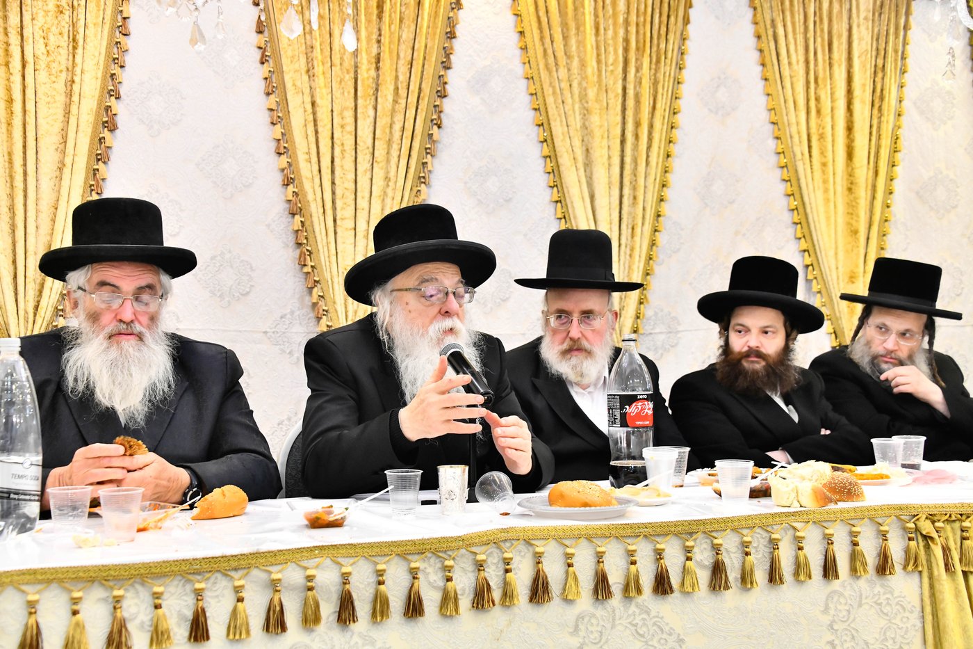 יום הצלה והילולא בספינקא רמ"א