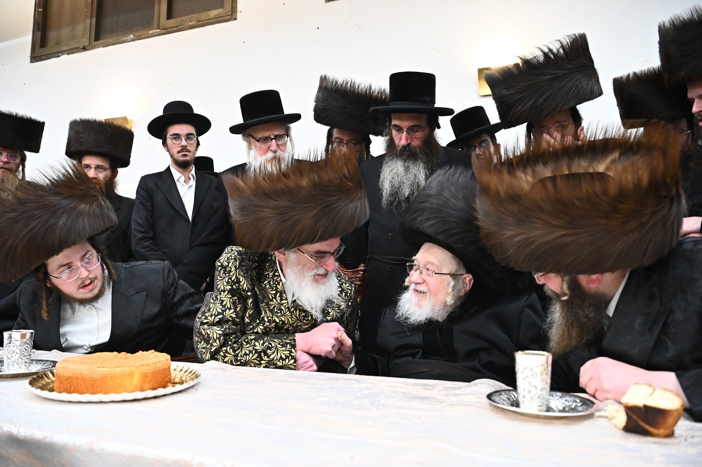 שמחת השבע ברכות בחצה"ק קרעטשניף - תולדות אהרן - קאסוב ויז'ניץ