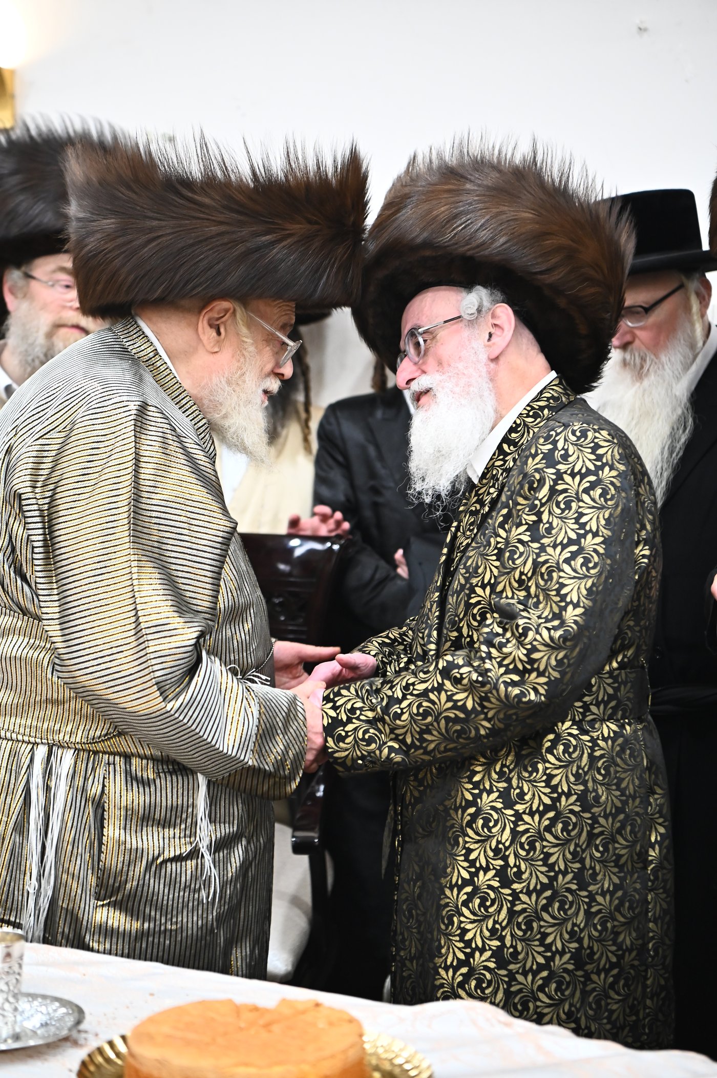 שמחת השבע ברכות בחצה"ק קרעטשניף - תולדות אהרן - קאסוב ויז'ניץ