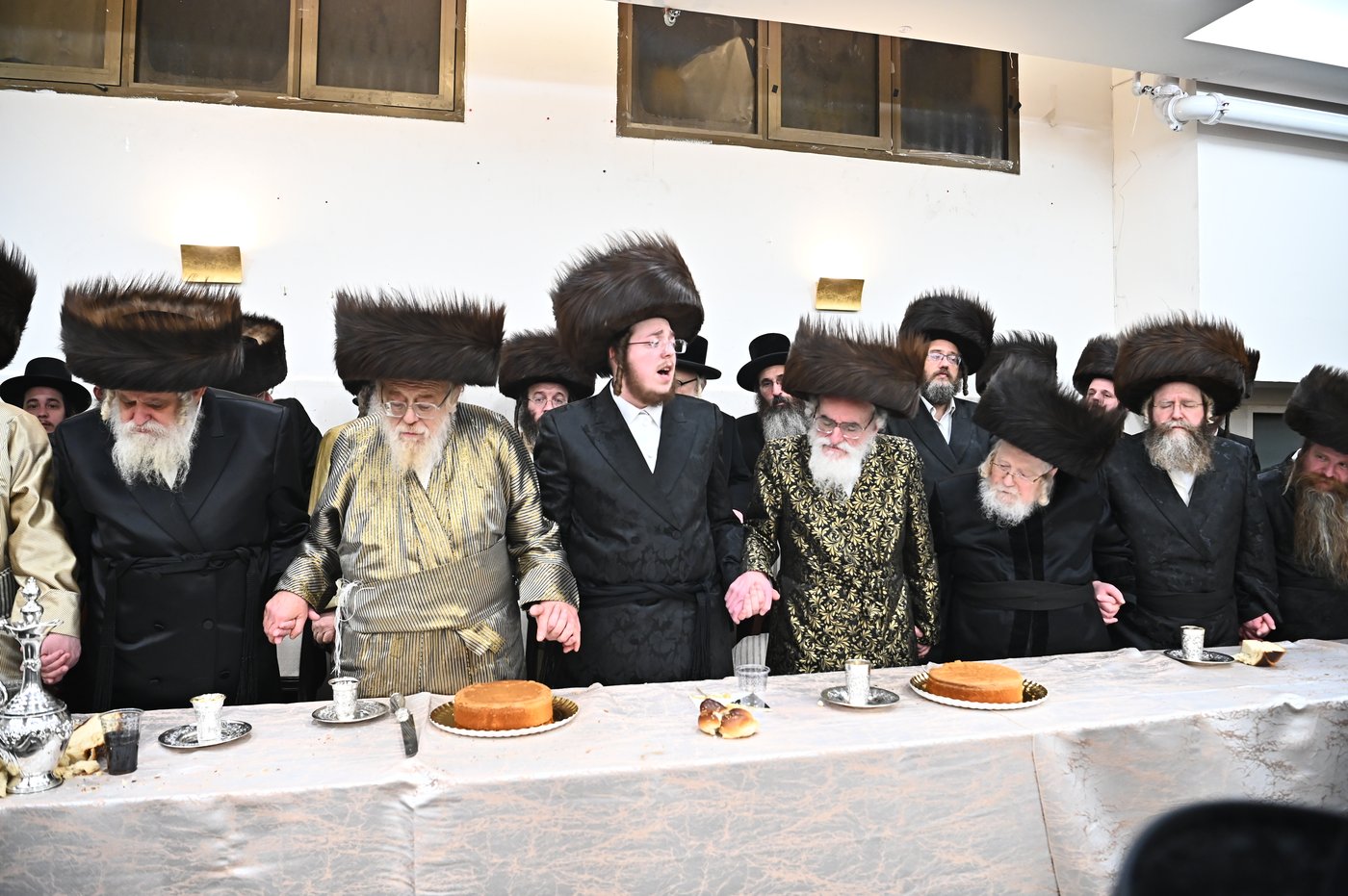 שמחת השבע ברכות בחצה"ק קרעטשניף - תולדות אהרן - קאסוב ויז'ניץ