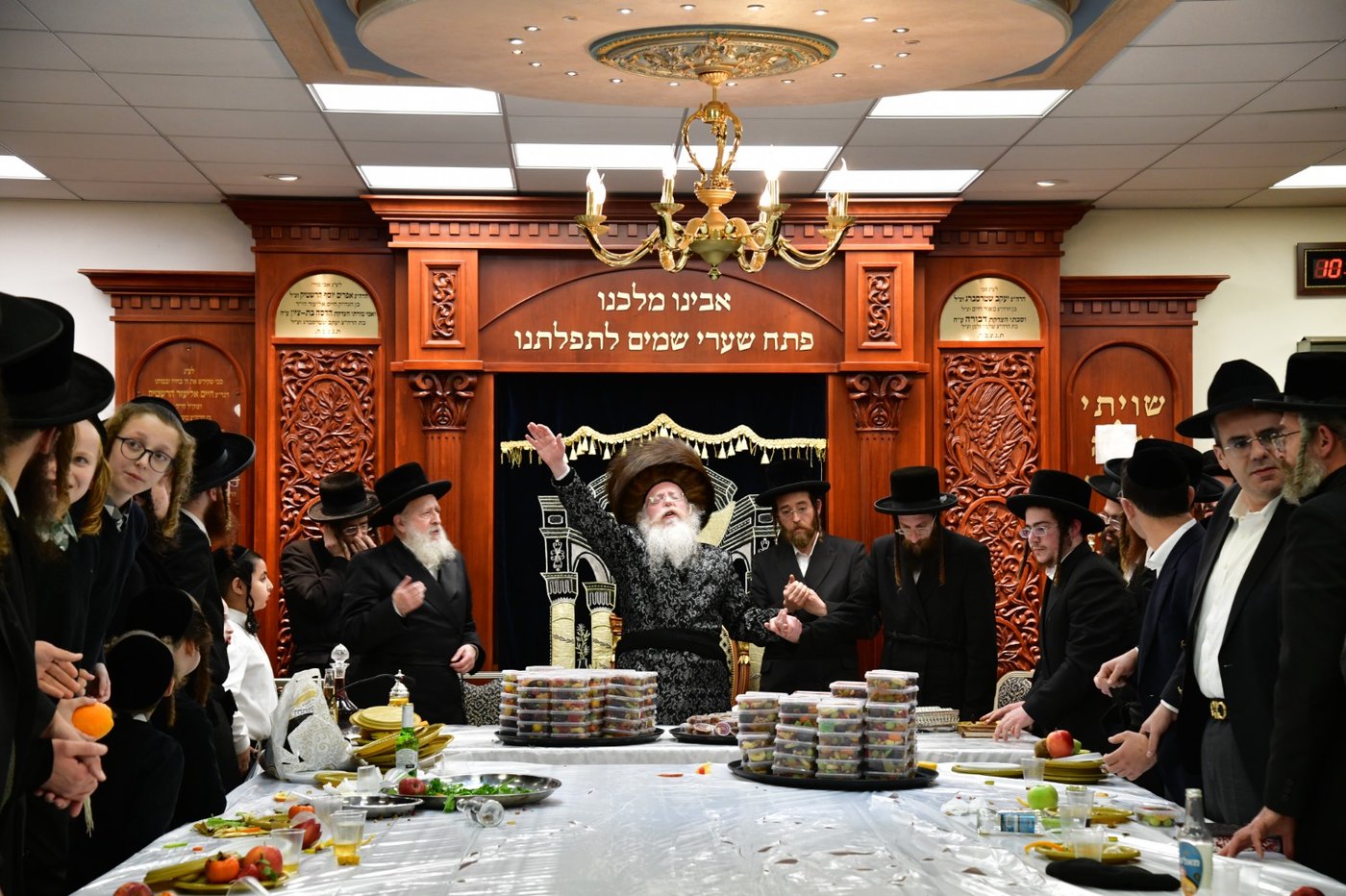 ט"ו בשבט בחצה"ק קרעטשניף קרית גת