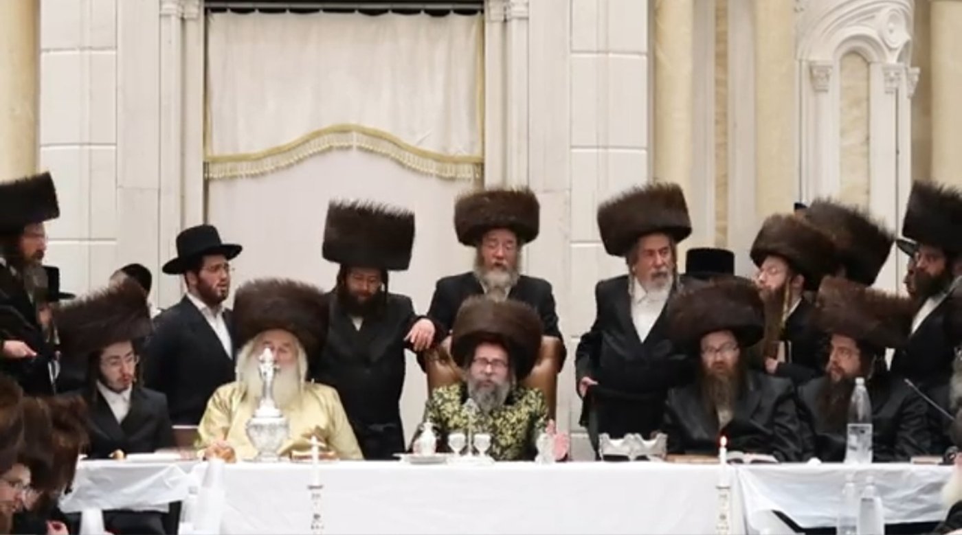 האדמו"ר מסקולען ירושלים במלווה מלכה בבית שמש