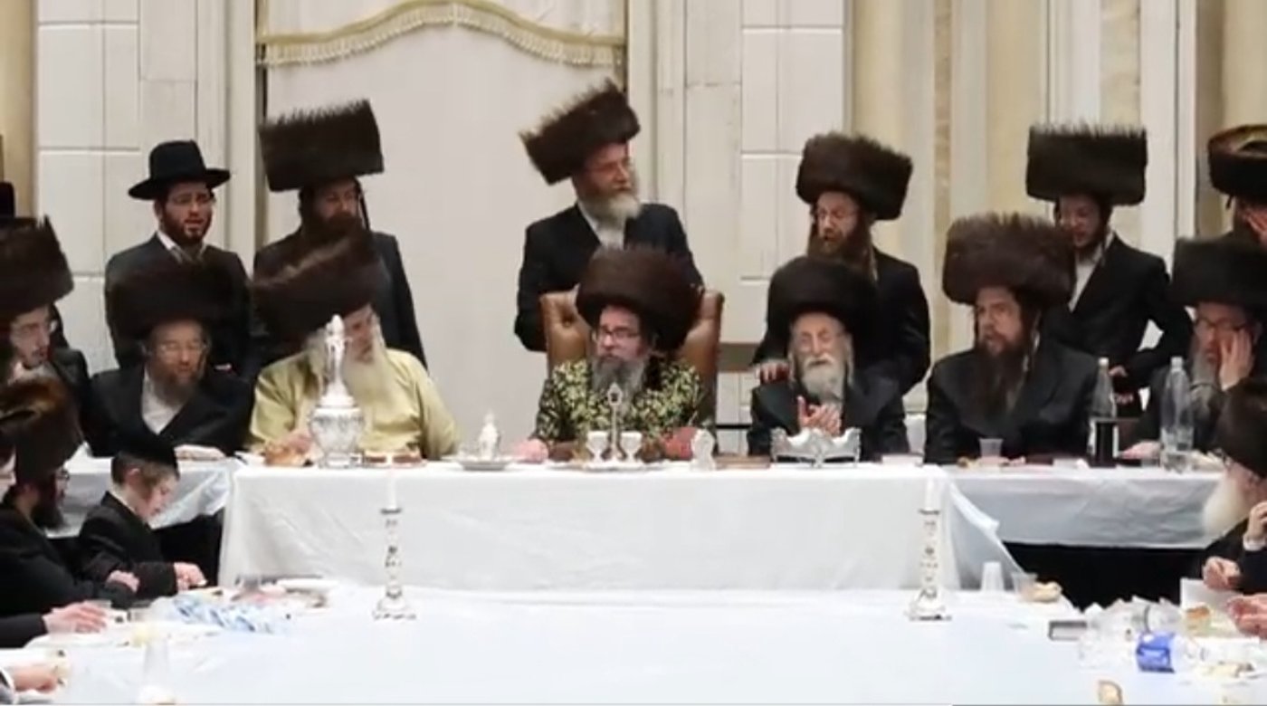 האדמו"ר מסקולען ירושלים במלווה מלכה בבית שמש