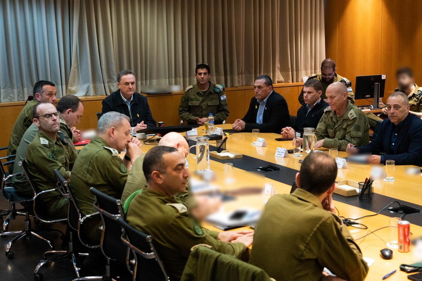 שר הביטחון כץ בהערכת מצב