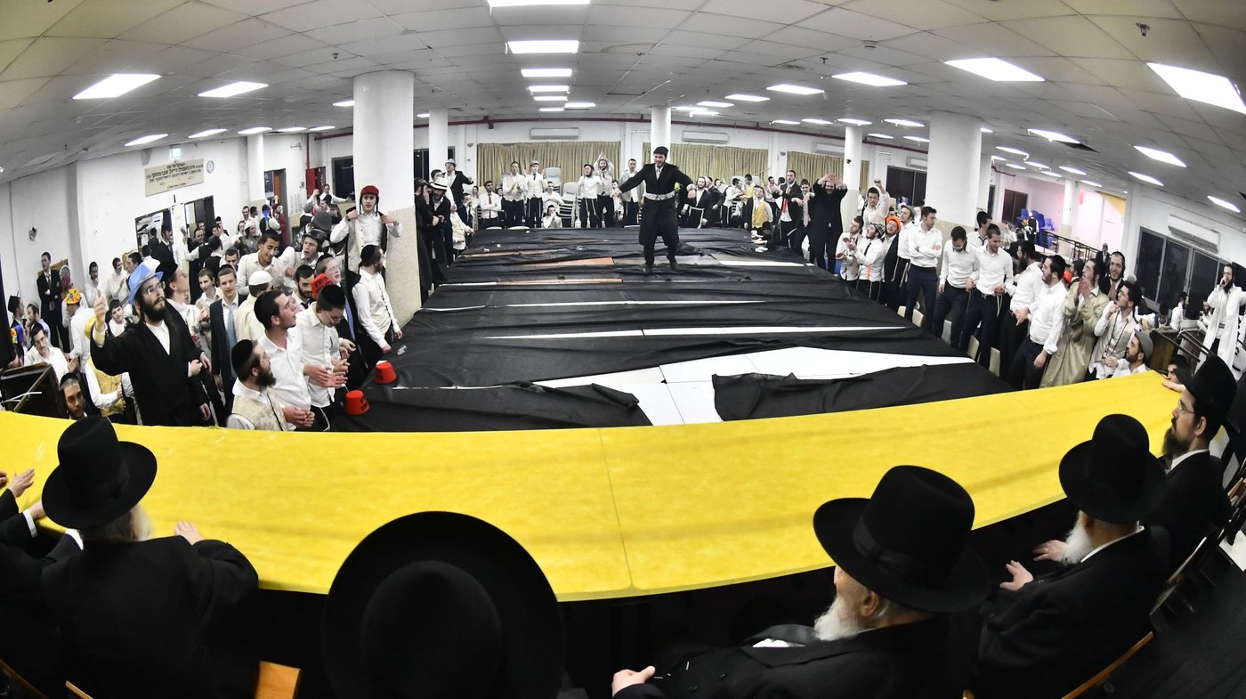 ליל פורים אצל הגאון רבי משה הלל הירש
