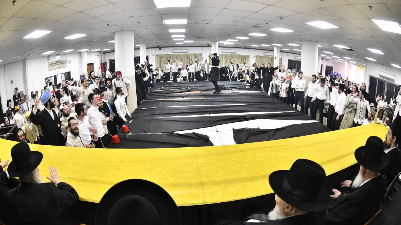 ליל פורים אצל הגאון רבי משה הלל הירש