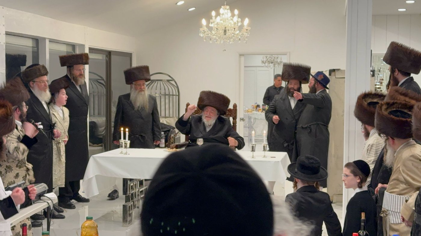 פורים אצל האדמו"ר מויז'ניץ בלוס אנג'לס