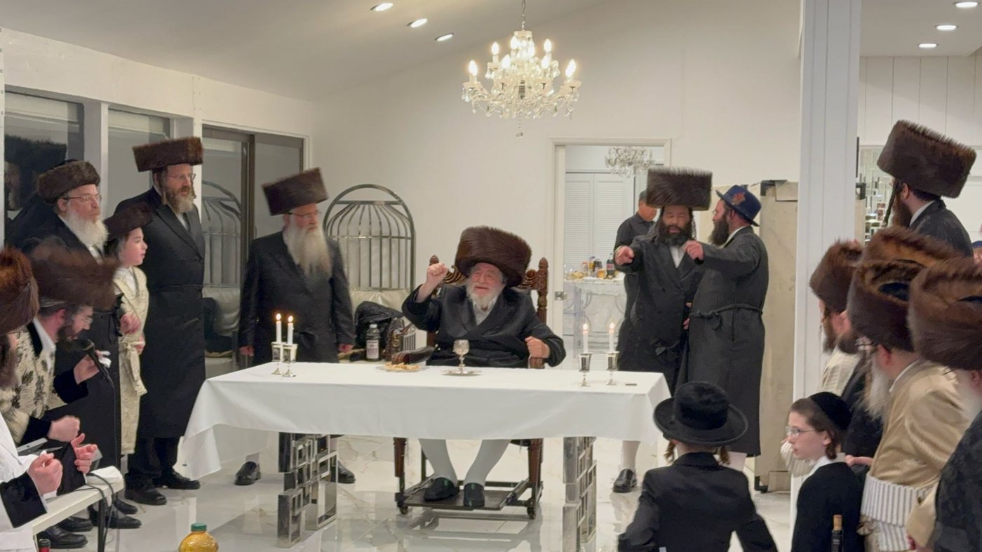 פורים אצל האדמו"ר מויז'ניץ בלוס אנג'לס