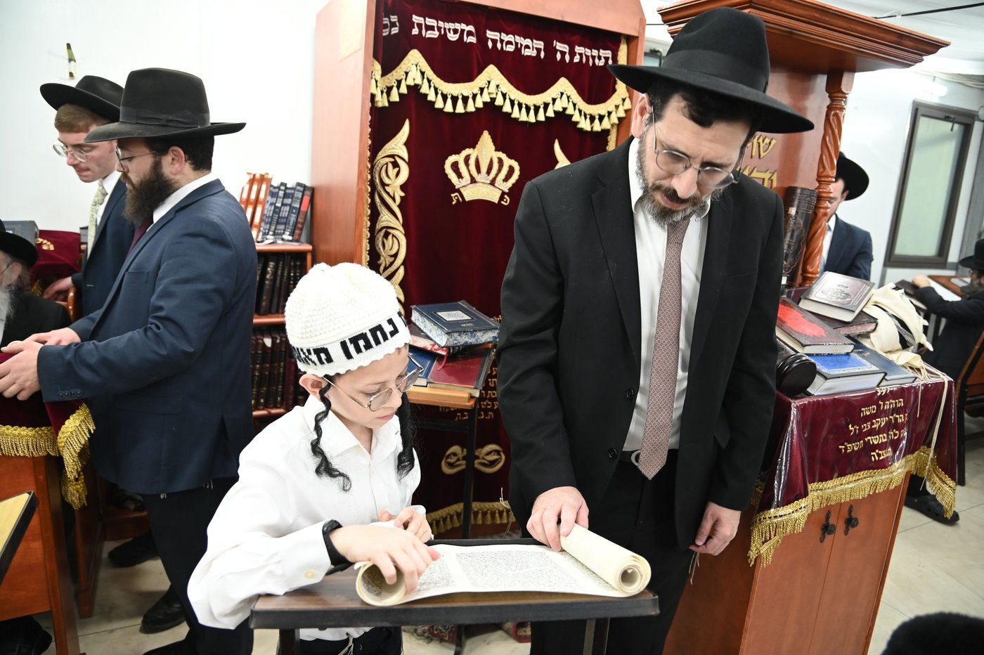 פורים אצל הגאון רבי שמעון גלאי