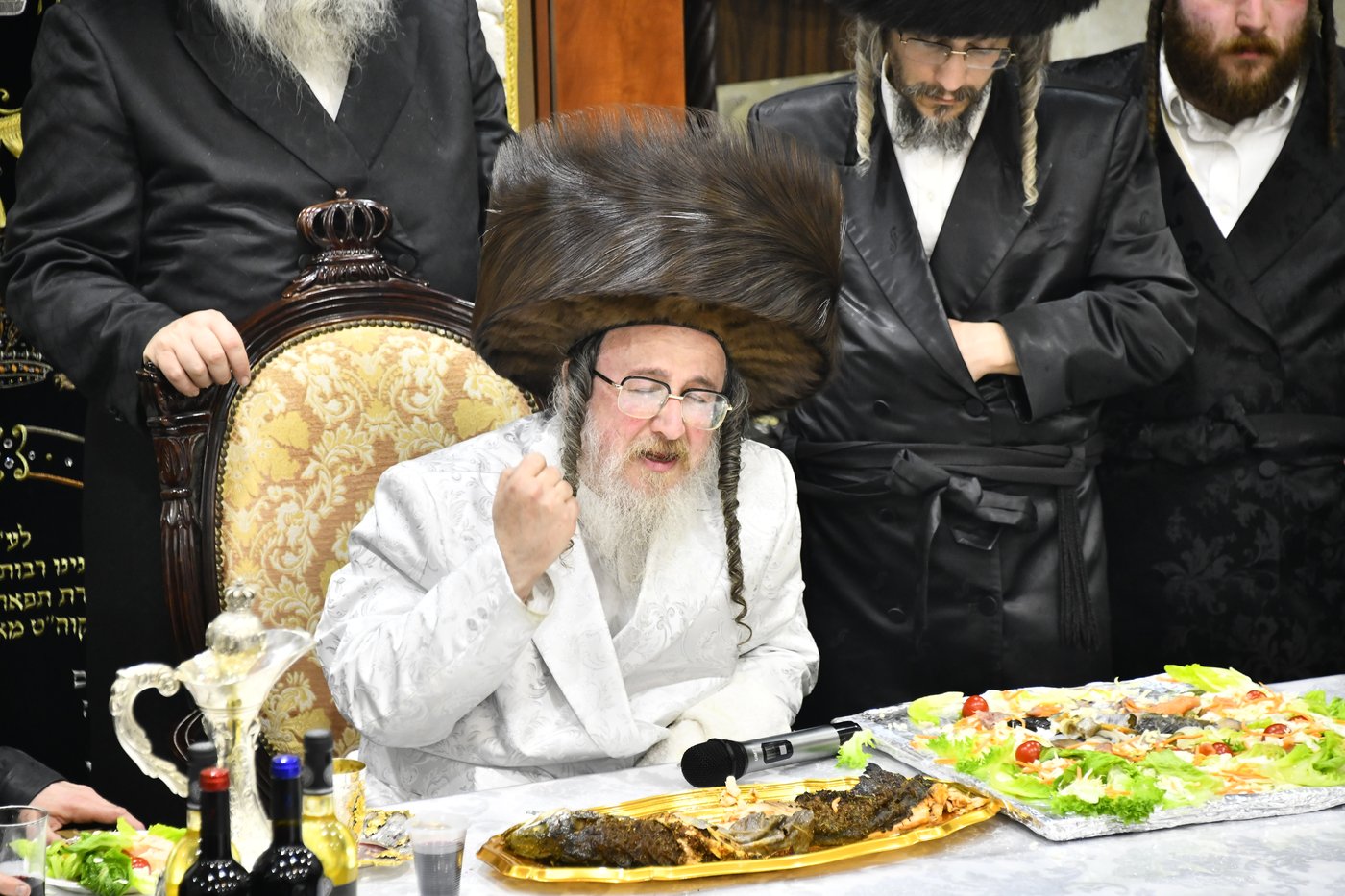 פורים בחצה"ק ביאלה בבני ברק בירושלים