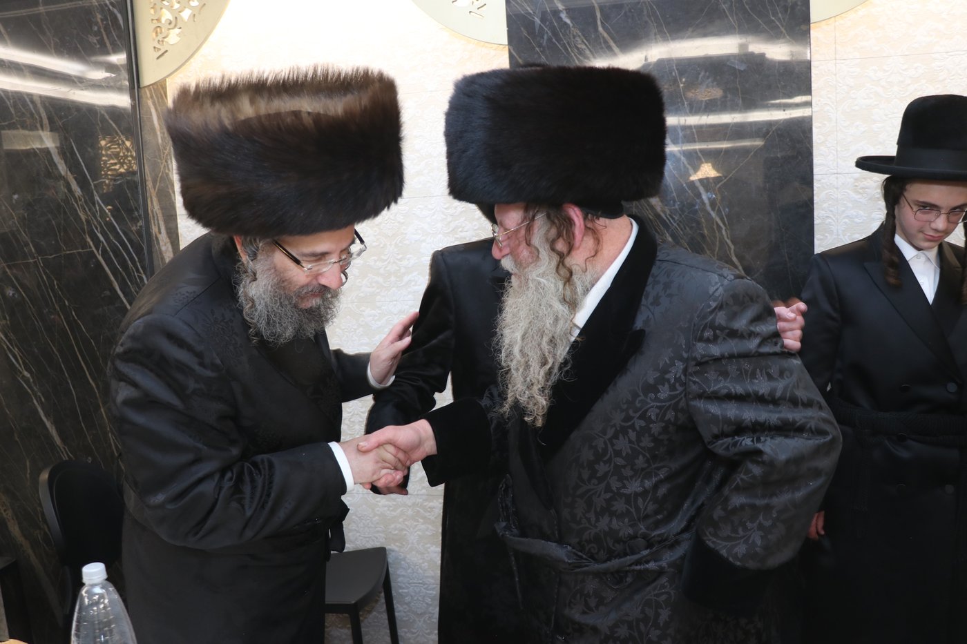שמחת הבר מצווה לנכדי האדמו"רים מקוזמיר - לעלוב בית שמש