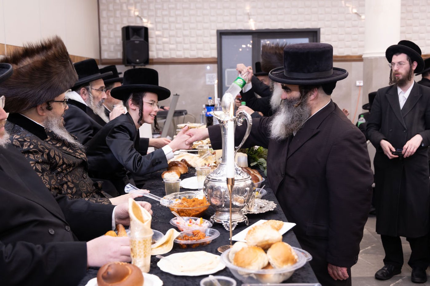 שמחת הבר מצווה לנכד האדמו"ר מבוסטון ביתר