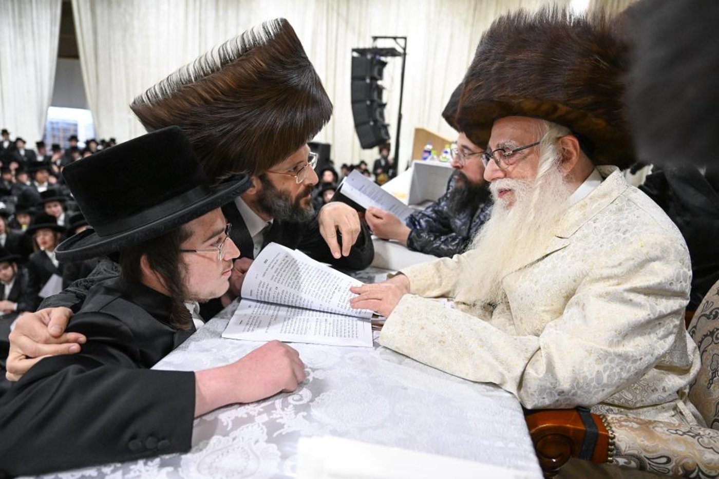 כינוס אלפי בחורי צאנז