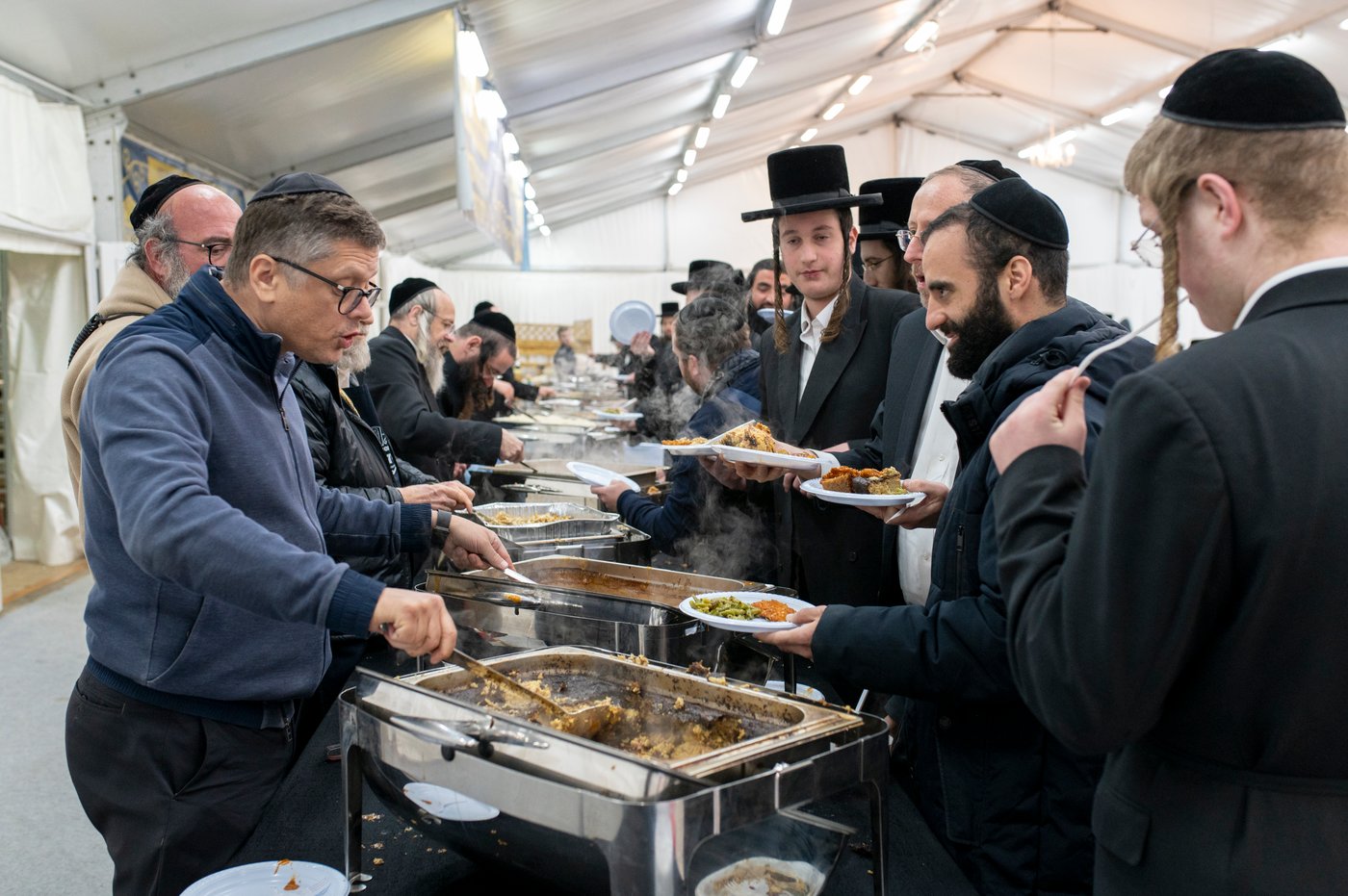 הילולא קדישא בליז'ענסק