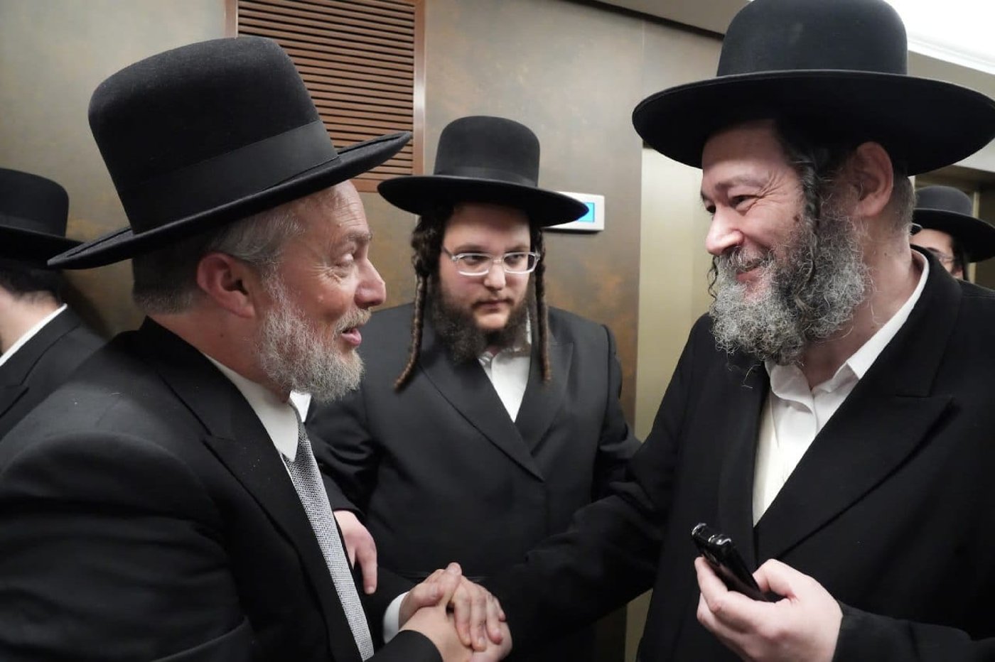 מבחן מזומנים בחצה"ק גור - בבית הגבאי ר' לייבי פזניצבסקי