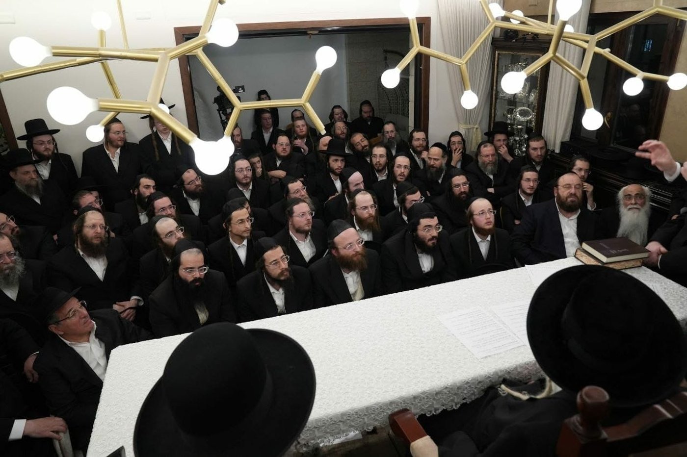 מבחן מזומנים בחצה"ק גור - בבית הגבאי ר' לייבי פזניצבסקי