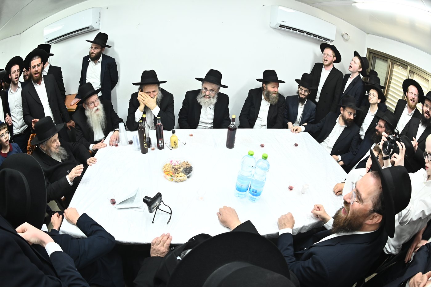 שמחת אירוסי נין הגאון רבי דב לנדו