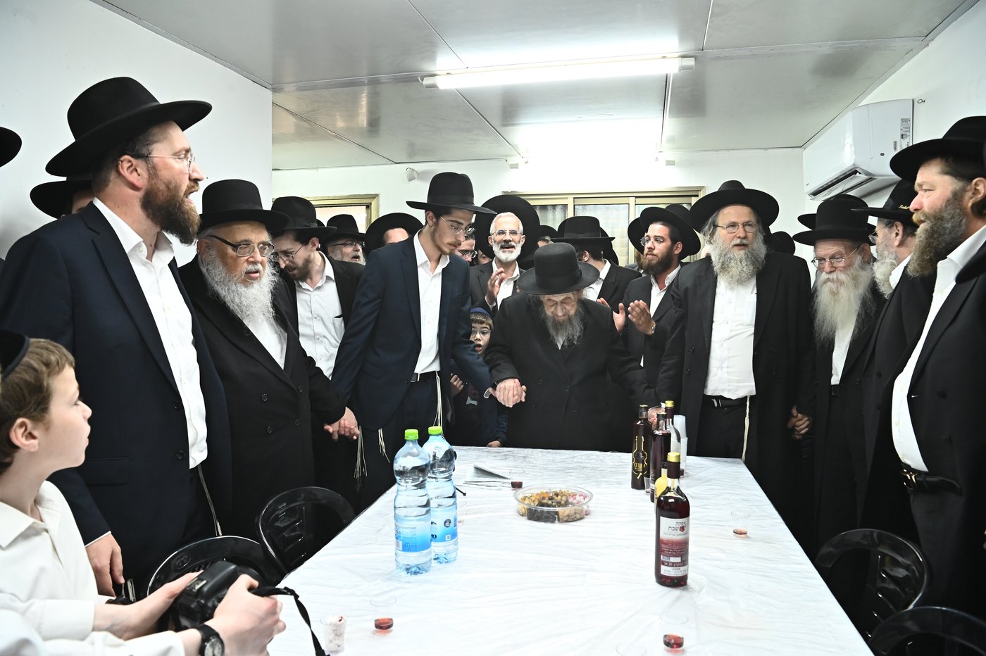 שמחת אירוסי נין הגאון רבי דב לנדו