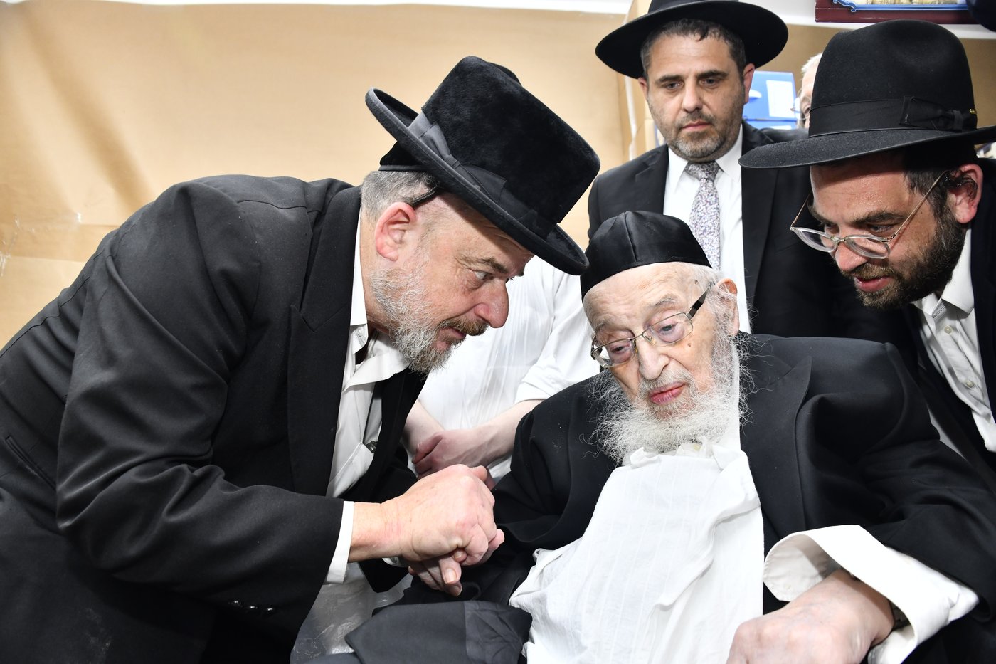 הגרמ"צ ברגמן באפיית מצות