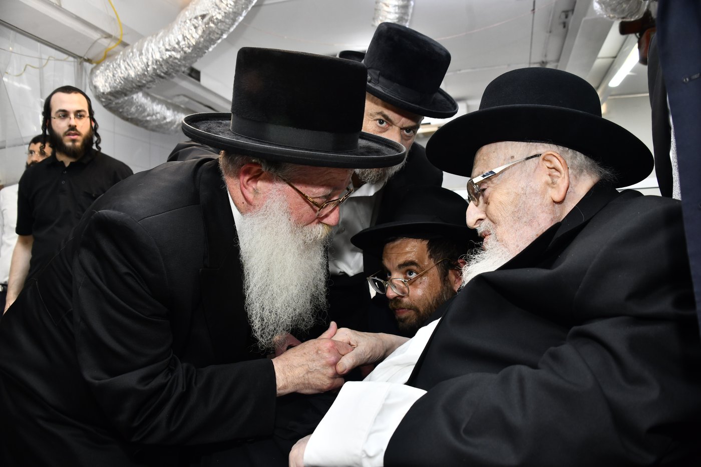 הגרמ"צ ברגמן באפיית מצות