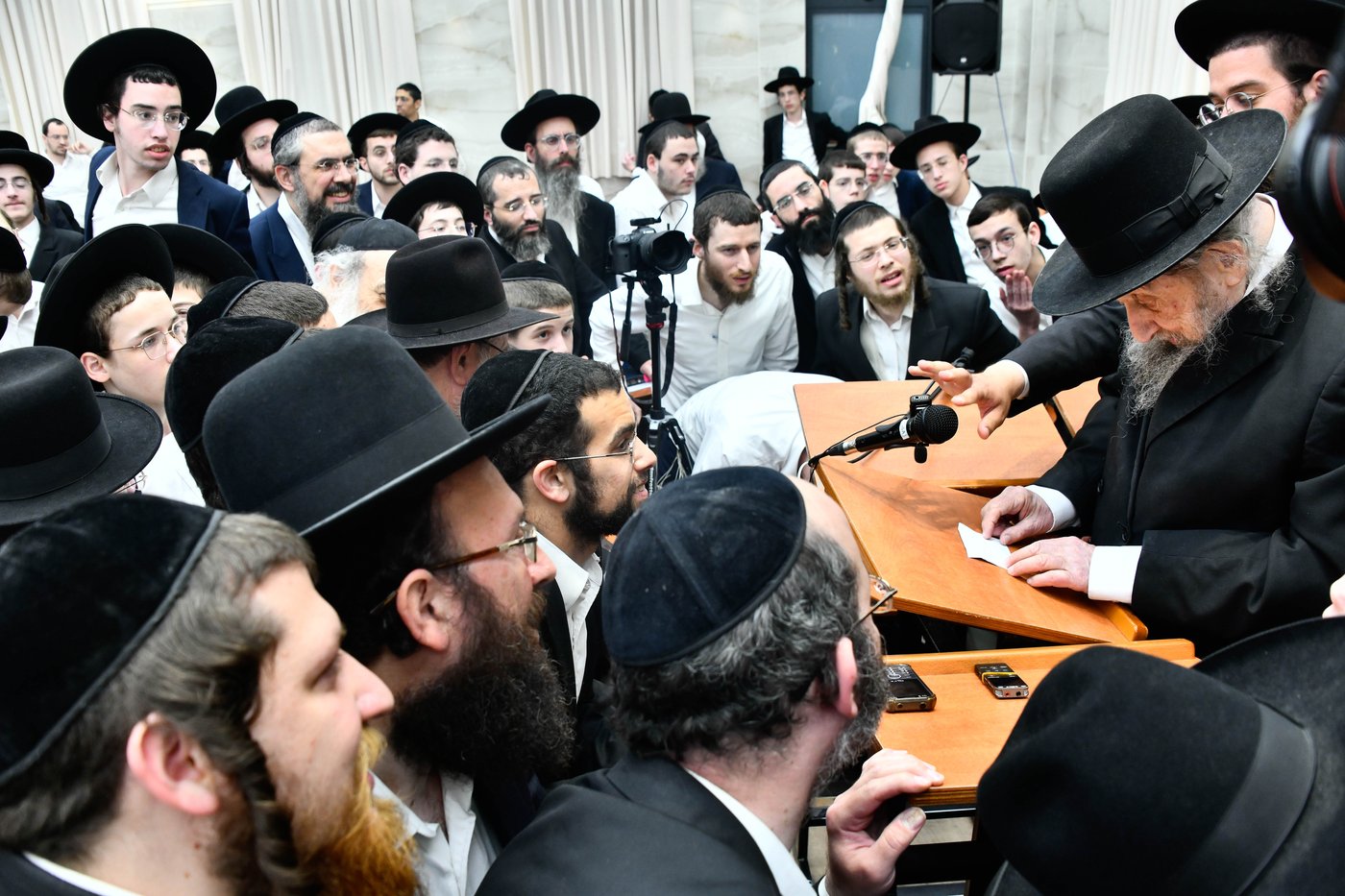 המשא של הגר"ד לנדו בבית השם