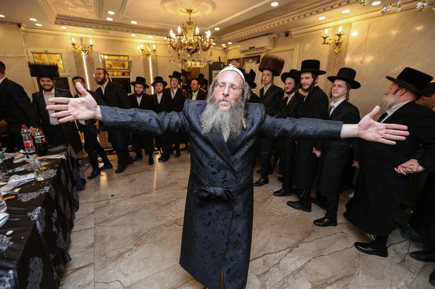 לרומם לבבות ולא להזכיר נשכחות