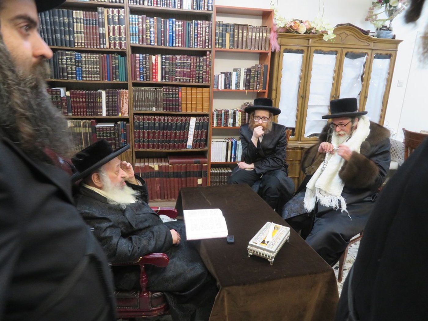 ניחום אבלים בחצה"ק דעעש