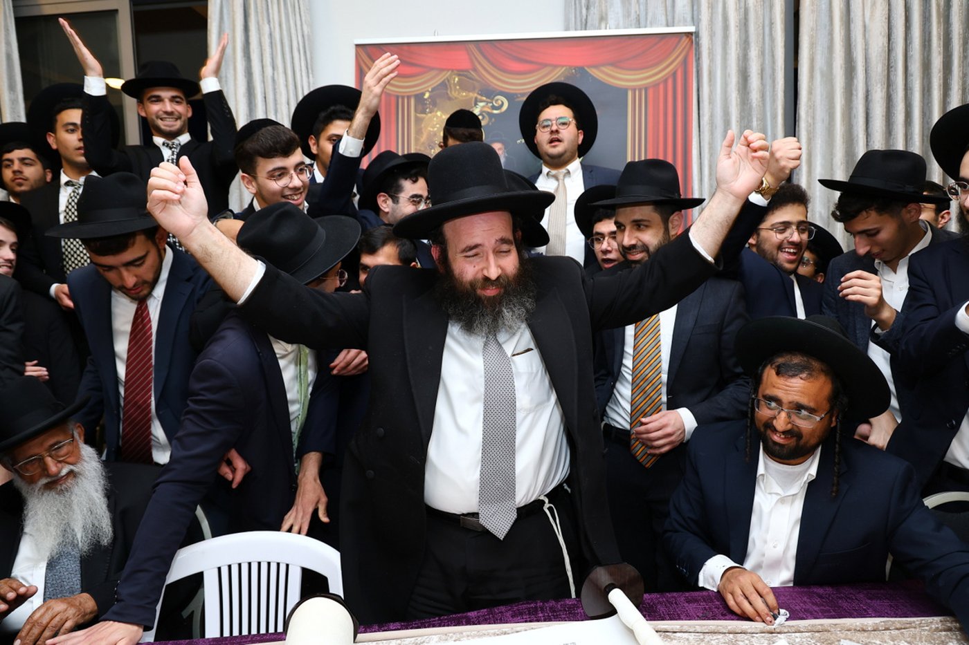 הילולא והכנסת ספר תורה לע"נ הגאון רבי רפאל אליהו ציון סופר זצ"ל