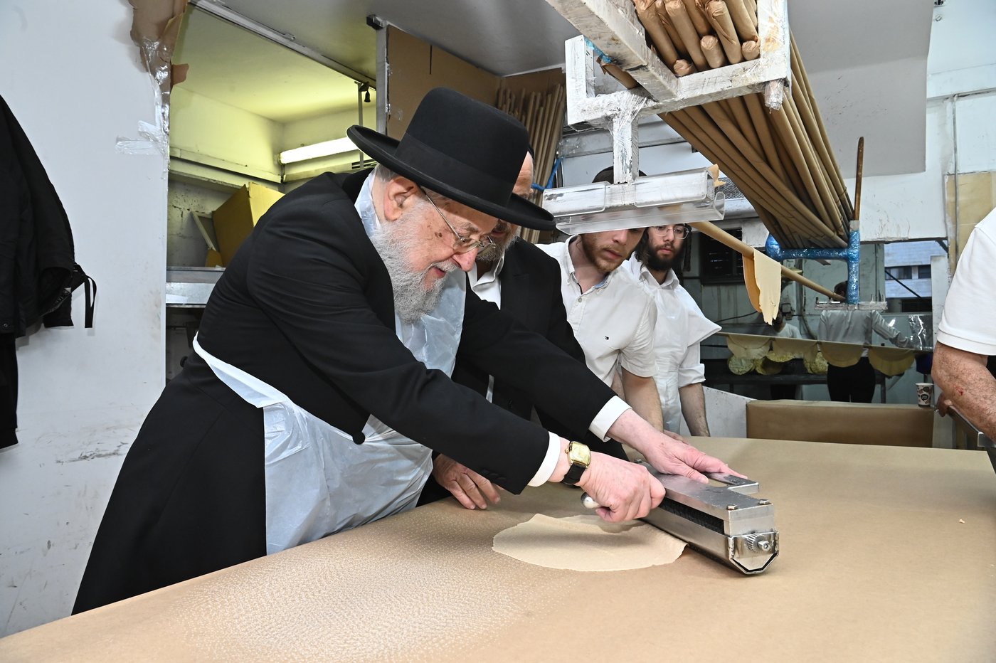 הגרי"מ לאו באפיית מצות