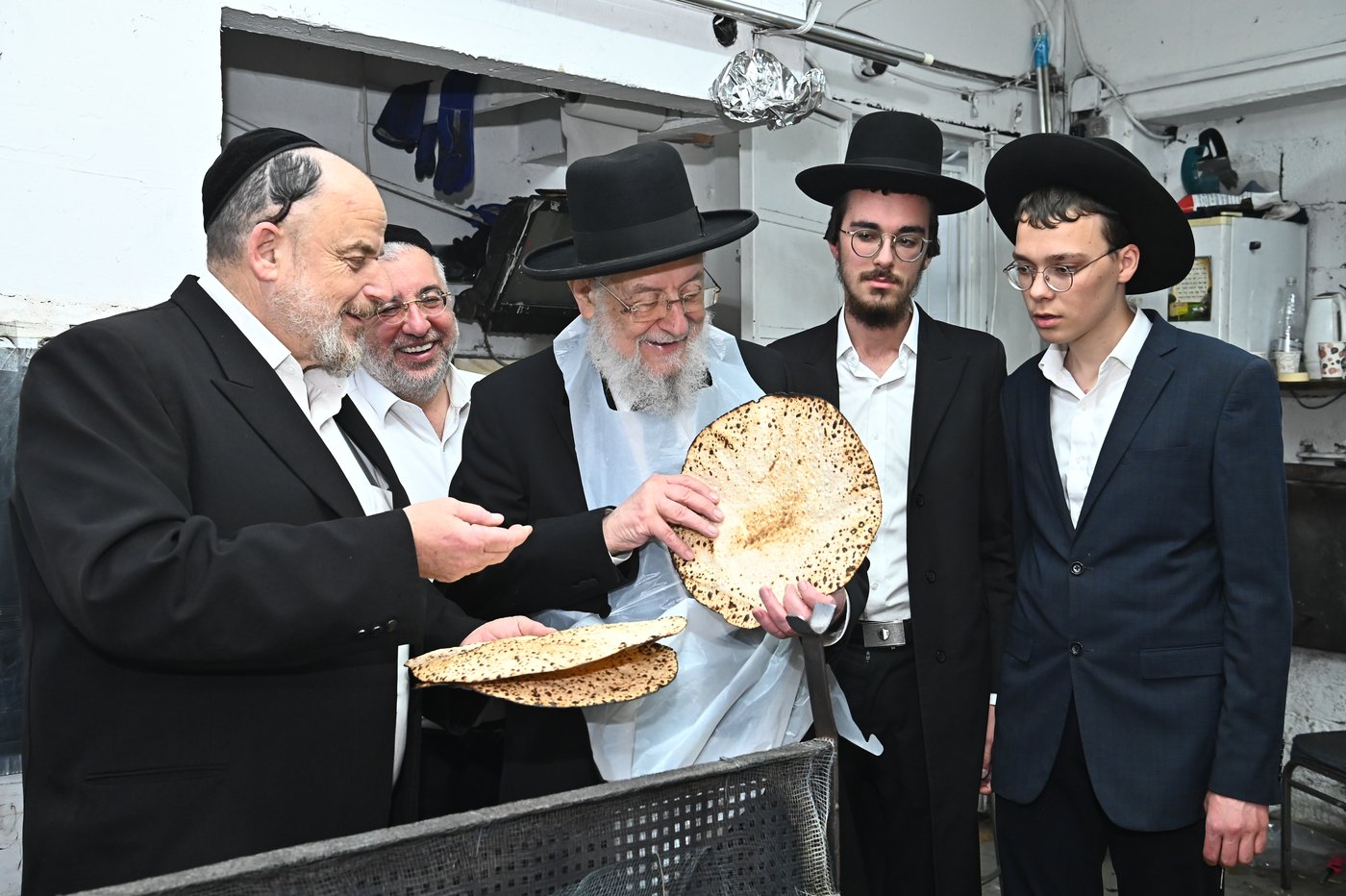 הגרי"מ לאו באפיית מצות