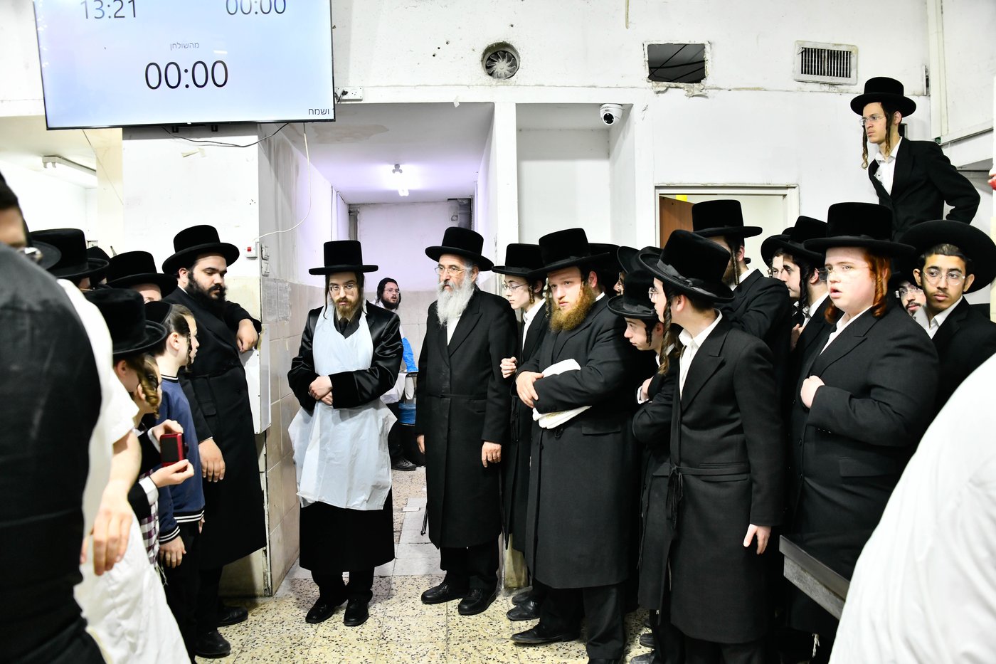 האדמו"ר מסאדיגורה באפיית מצות
