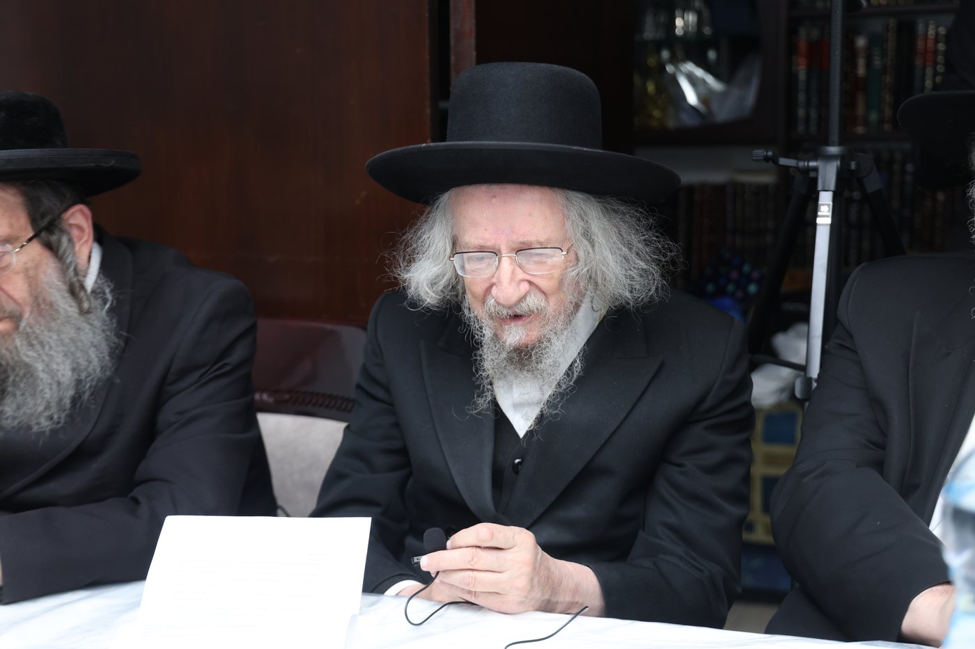 גדולי ישראל בכינוס נגד תוכניות פינוי בינוי" בירושלים