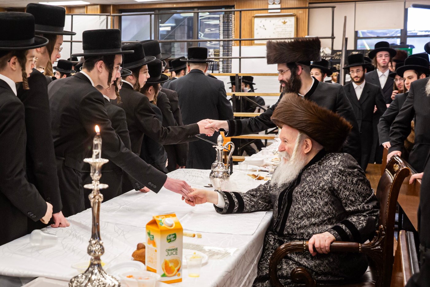 שמחת הברית לנכד האדמו"ר מבאבוב