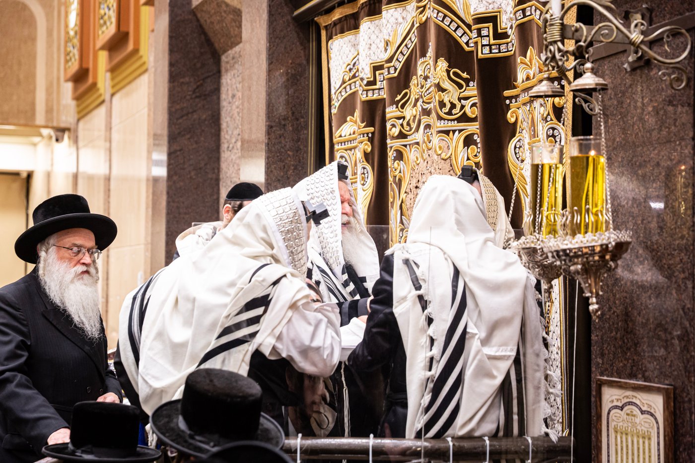 שמחת הברית לנכד האדמו"ר מבאבוב