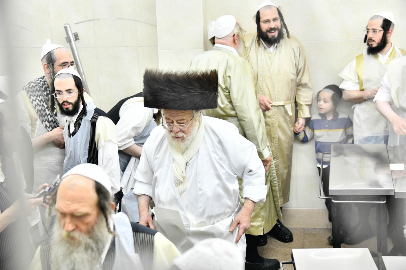 האדמו"ר מתולדות אהרן באפיית מצות מצווה