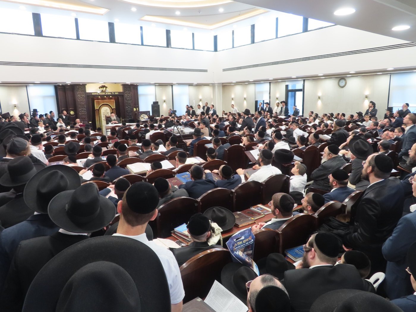 הגר"ש אלתר בשיעור חוה"מ פסח באחיסמך