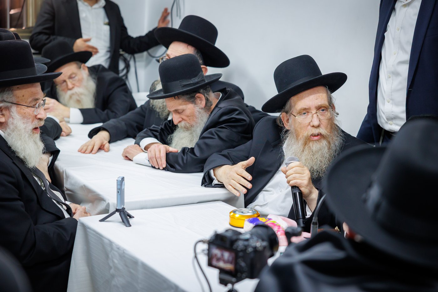 מעמד "ריתחא דאורייתא" והקבלת פני רבו במעונו של הגר"ד לנדו