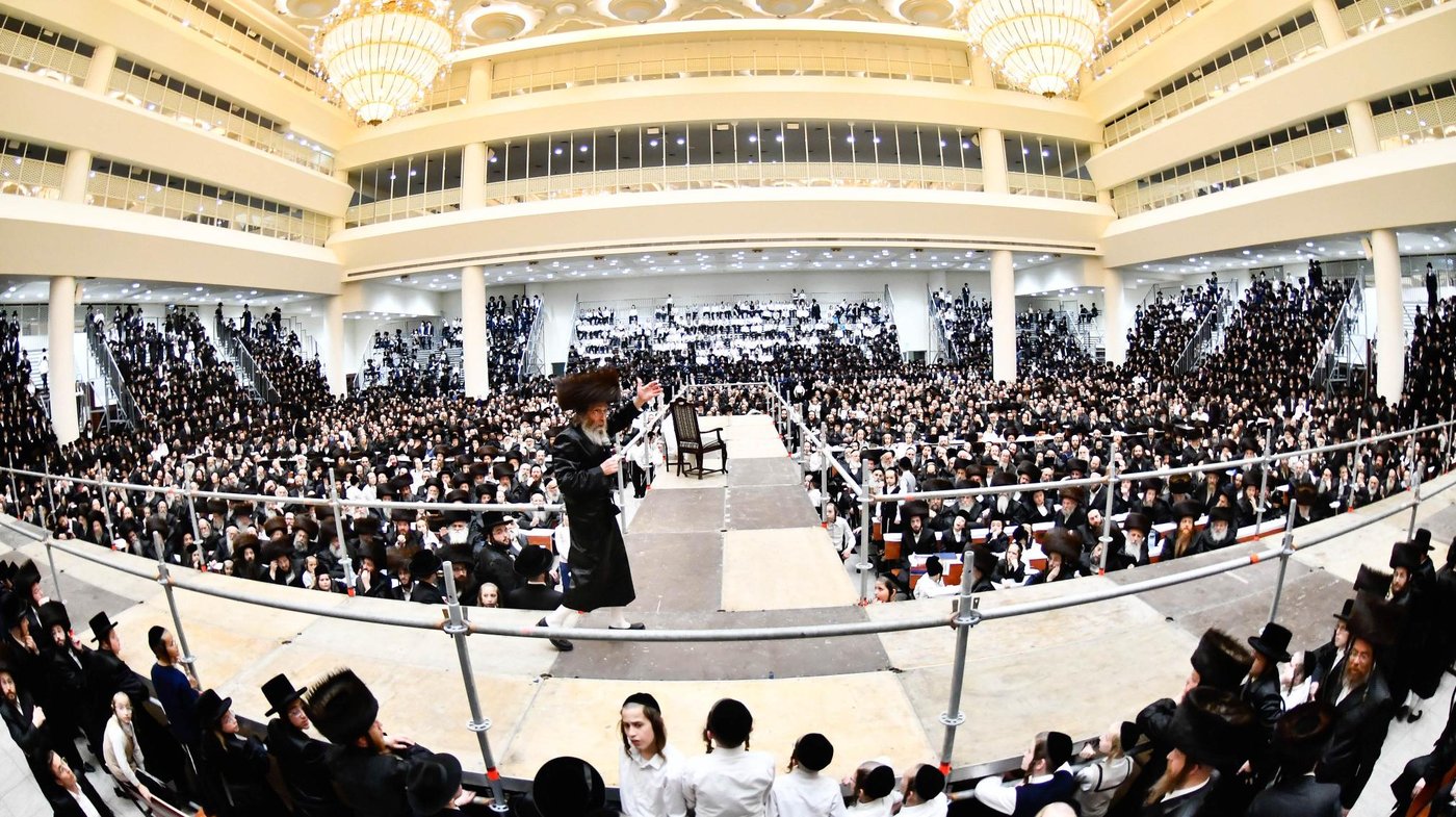הרה"צ רבי אלימלך בידרמן במעמד לקראת שביעי של פסח