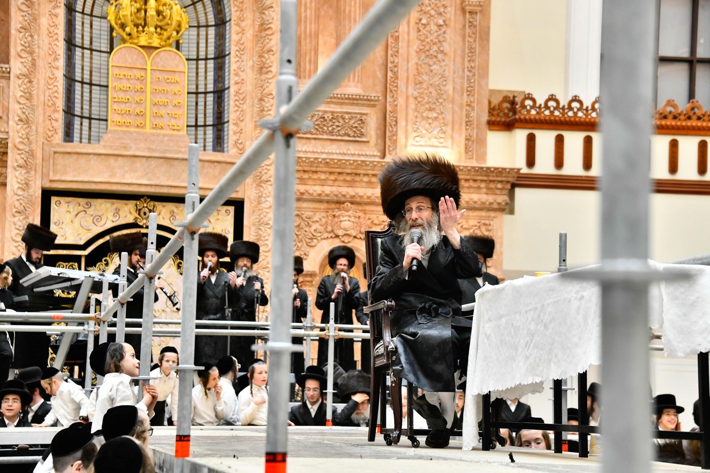 הרה"צ רבי אלימלך בידרמן במעמד לקראת שביעי של פסח
