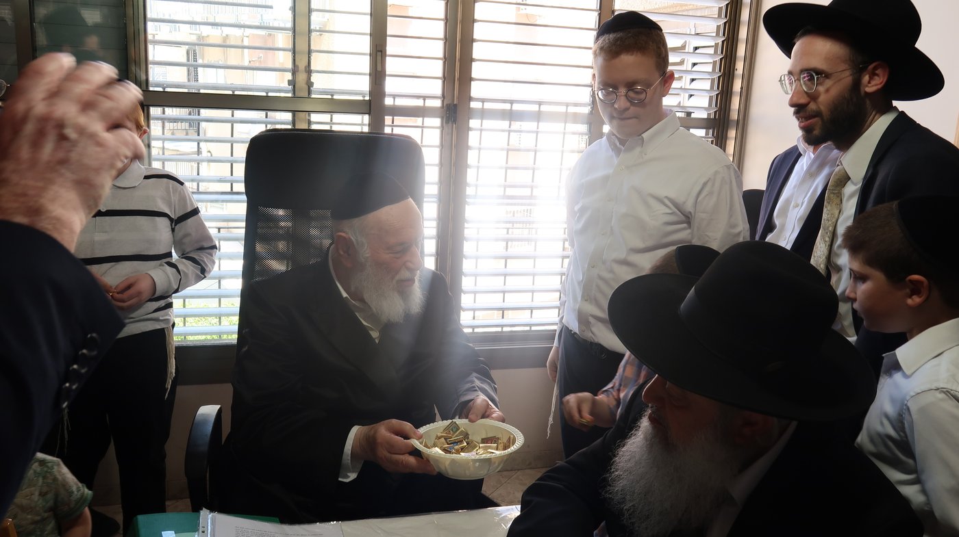הקבלת פני רבו אצל הגר"י זילברשטיין