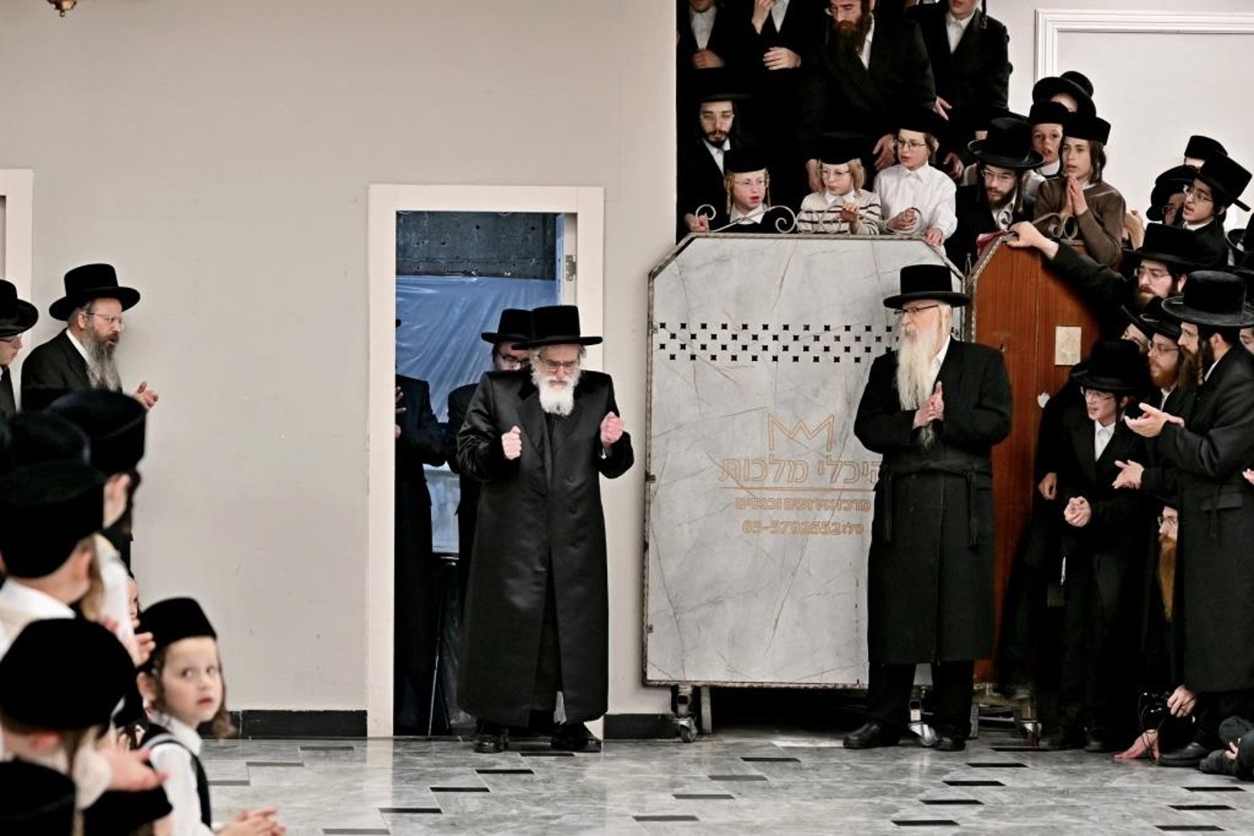 פסח בחצה"ק ויזניץ